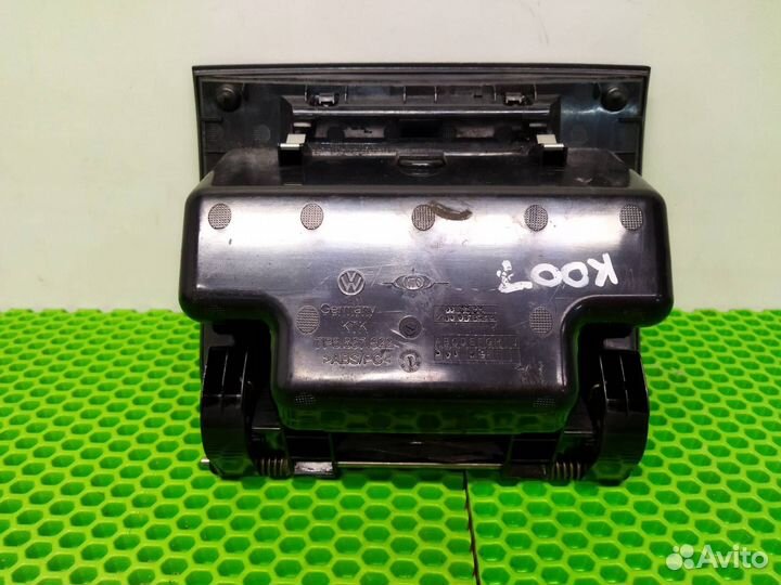 Бардачок (вещевой ящик) Volkswagen Touareg NF 7P5