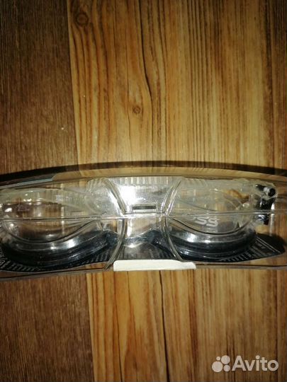 Очки для плавания