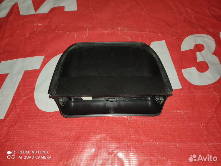 Фонарь задний Митсубиси Каризма