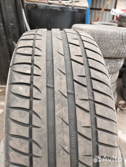 Tigar High Performance 215/55 R16 93V