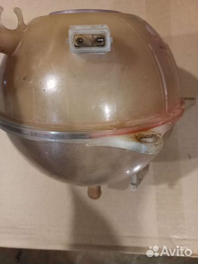 Расширительный бачок volkswagen transporter t4