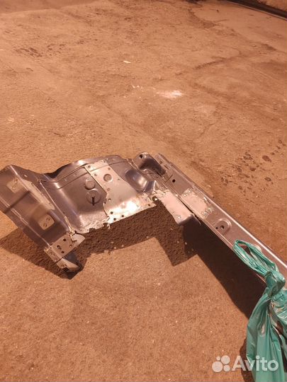 Лонжерон передний правый Hyundai Santa fe dm