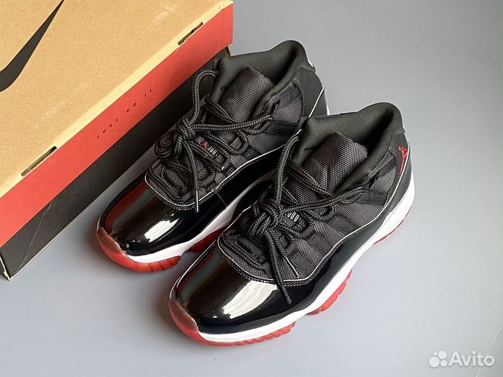 Nike Air Jordan 11 Bred (44 размер)