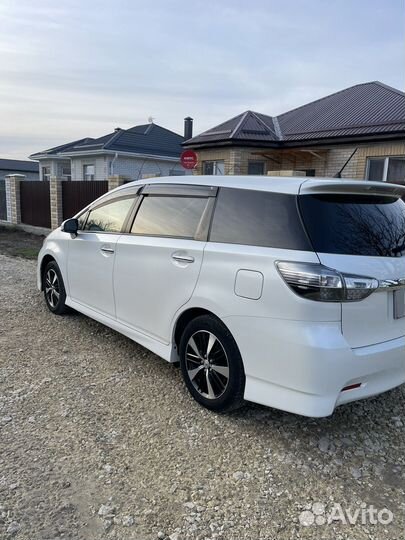 Toyota Wish 1.8 CVT, 2016, 109 000 км