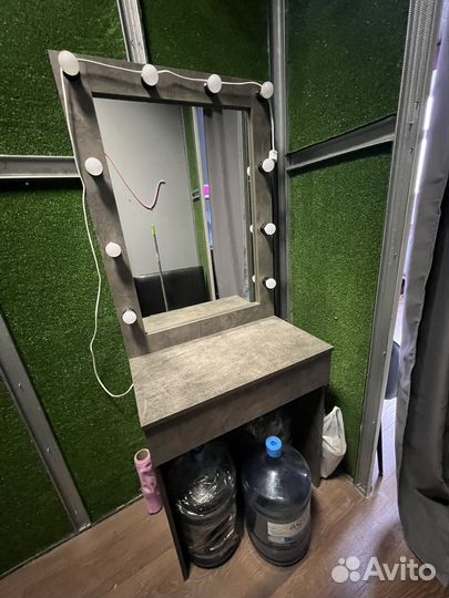 Зеркало напольное