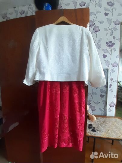 Вечернее платье