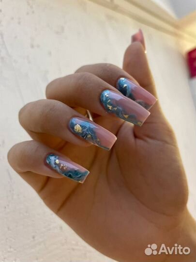 Мастер маникюра