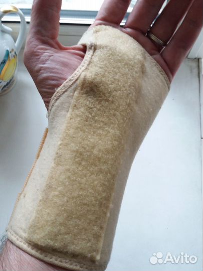 Корсет съёмный,от ушибов,вывихов,растяжений