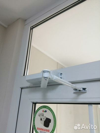 Дверь из пвх входная