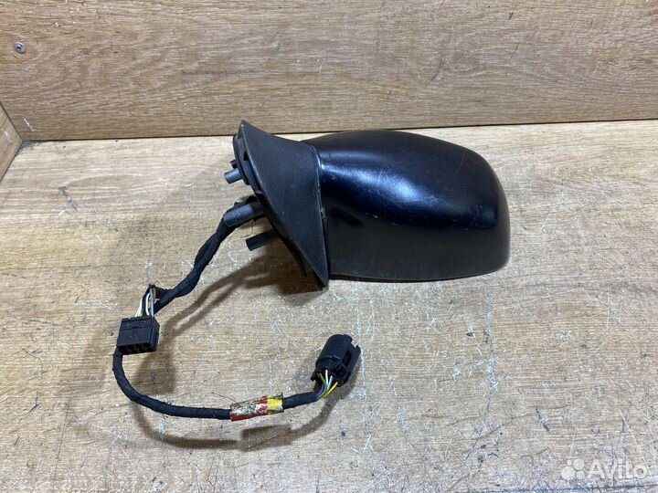 Зеркало левое Ford Fiesta 4 Арт. 7721489