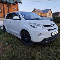 Toyota Ist 1.5 CVT, 2007, 227 000 км, с пробегом, цена 695 000 руб.