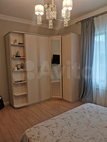 2-к. квартира, 65 м², 1/5 эт.