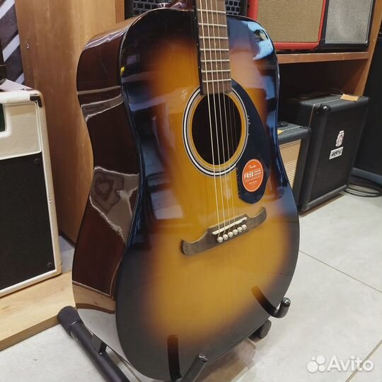 Fender FA-125
