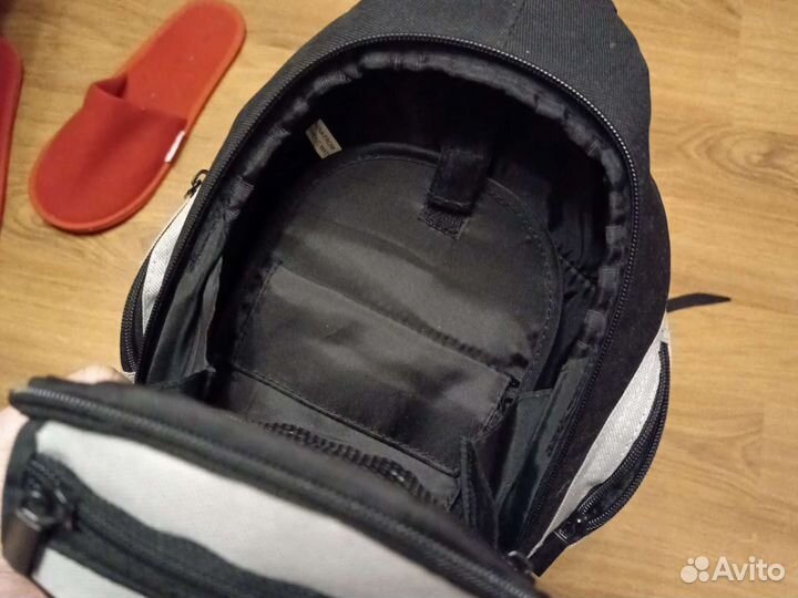 Рюкзачок Olympus для фотоледи