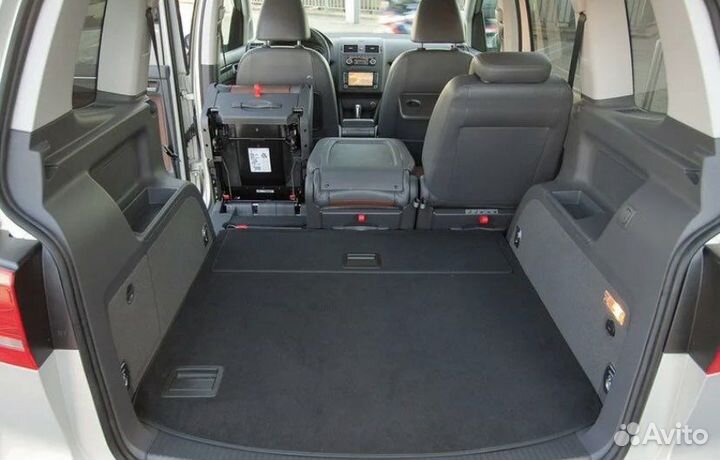 Трансфер перевозки такси трезвый водитель