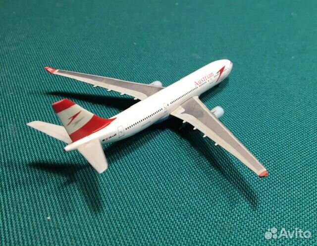 Модель самолета Airbus A330-200 Austrian airlines