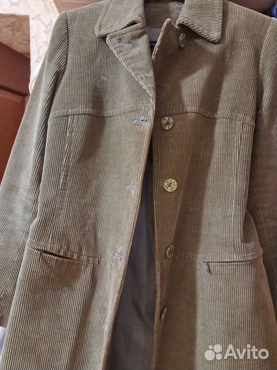 Вельветовый плащ 44 размер