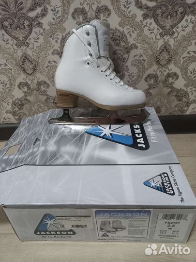 Коньки для фигурного катания jackson