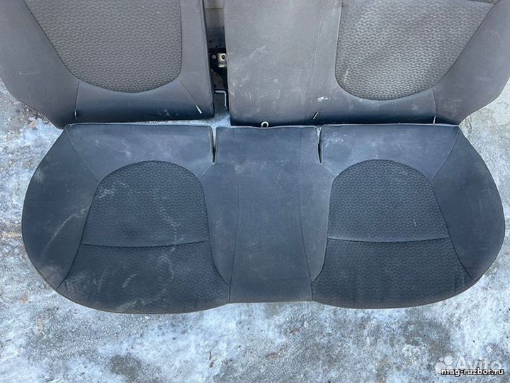 Сидения задние Kia Rio, III 2012