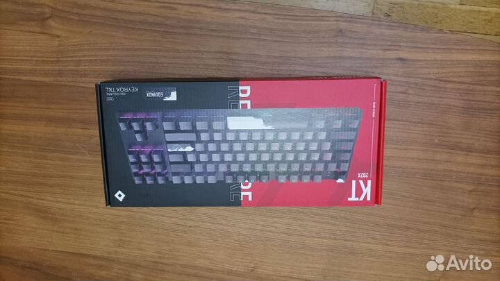 Red square keyrox tkl