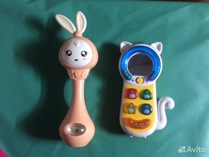 Развивающие игрушки для малышей(телефон)