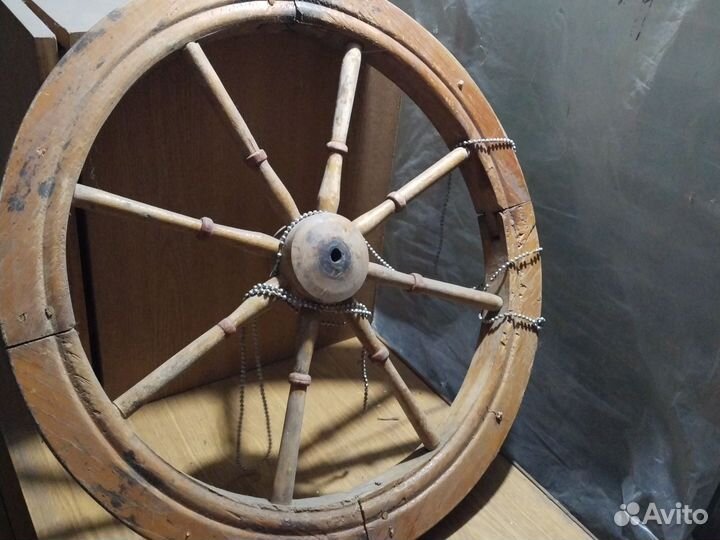 Колесо от прялки. Можно для декора