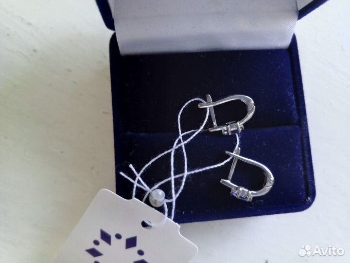 Серебряные серьги с танзанитом новые