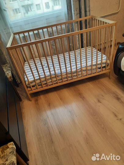 Детская кроватка