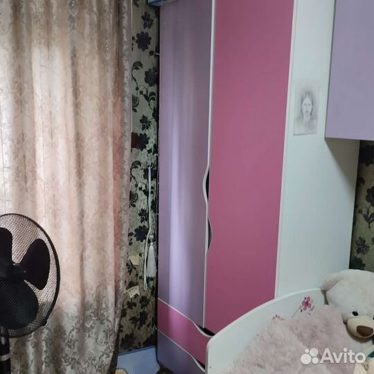 Детская мебель (шкаф, кровать, полки )