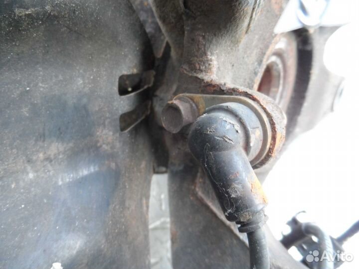 Кулак поворотный правый Mazda CX-7 ER