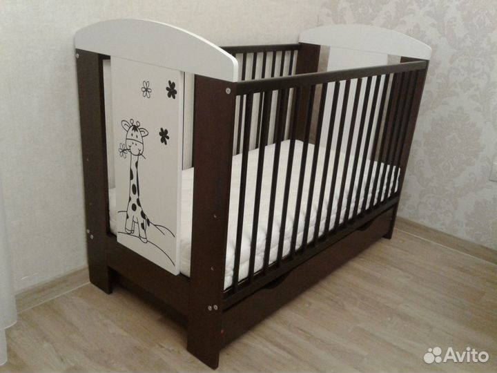 Кроватка детская с ящиком