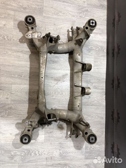 Bmw е60 Подрамник задний