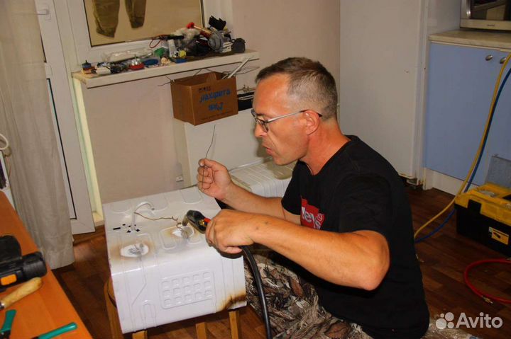 Ремонт холодильников Мастер