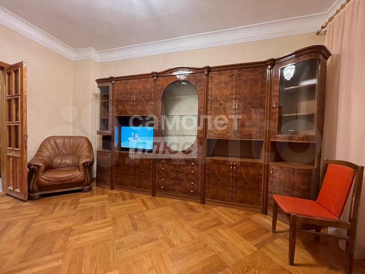 2-к. квартира, 56 м², 3/5 эт.