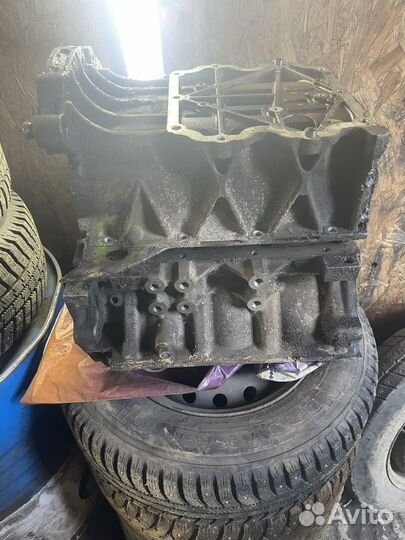 Блок двикателя киа карнивал 2.5