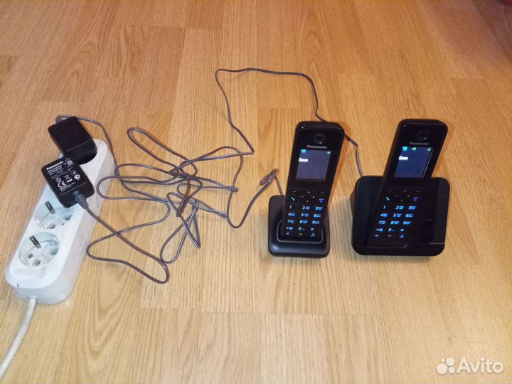 Цифровой беспроводной телефон Panasonic KX-TGH212