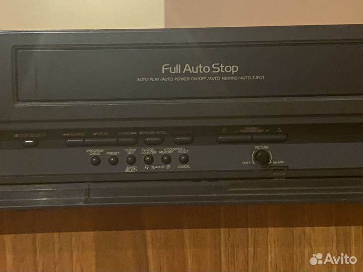 Видеомагнитофон funai