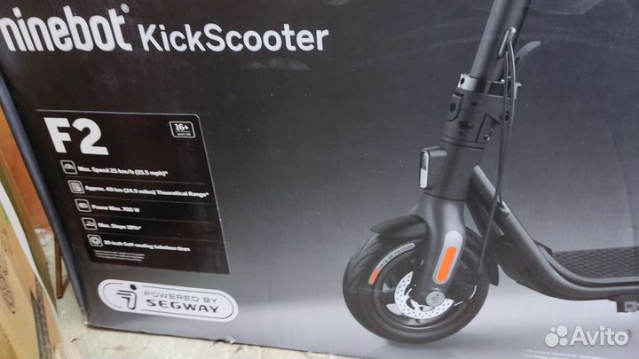 Электросамокат Ninebot kickscooter F2