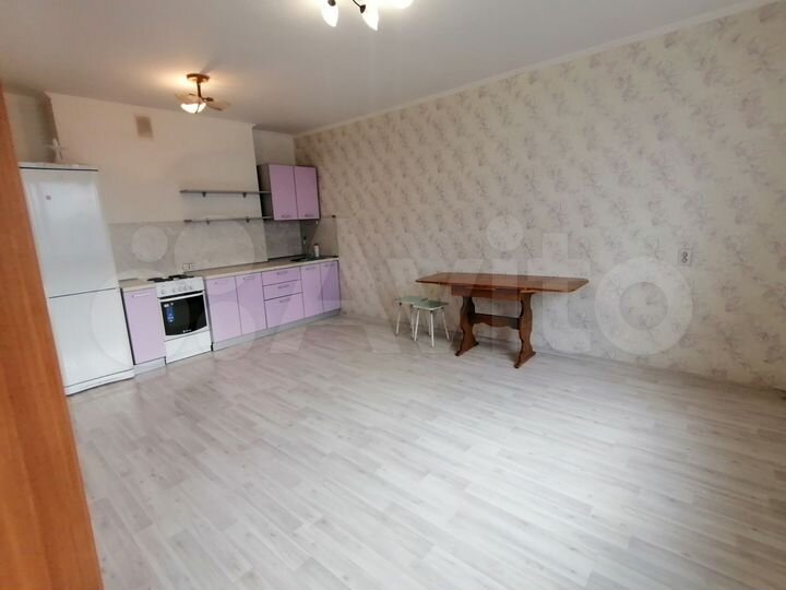 Квартира-студия, 32,6 м², 8/10 эт.