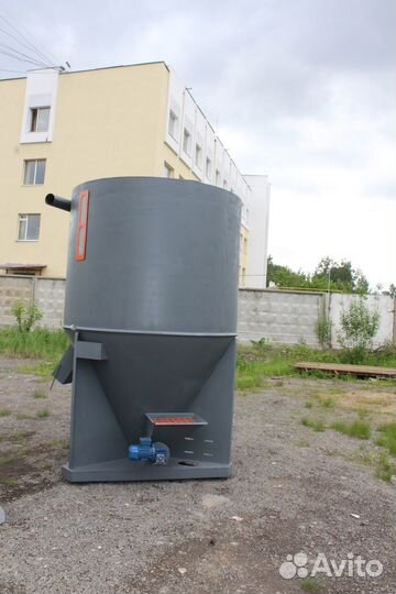 Смеситель кормов вертикальный 5 м.куб