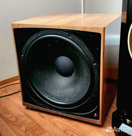 Hi-End 18 дюйм, 1000W Triad саб, Made in USA, 70кг