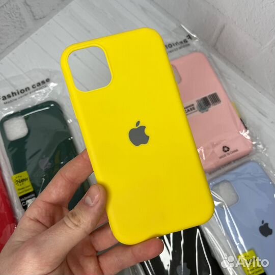 Чехлы на iPhone 11/12