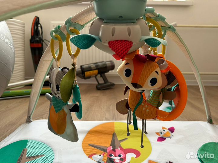 Развивающий коврик tiny love