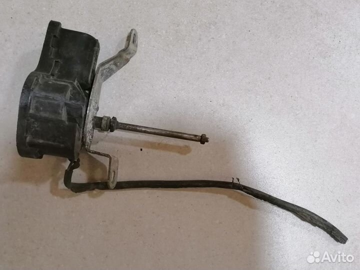 Моторчик омывателя фар правый Volvo S40