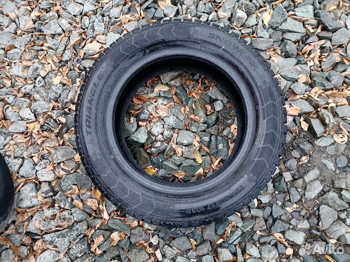Triangle Snowlink TWT02 225/60 R17
