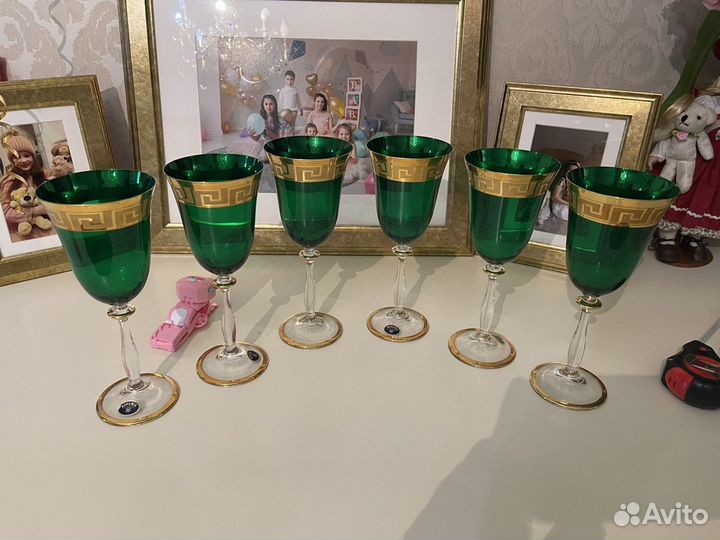 Ваза и бокалы цветной хрусталь