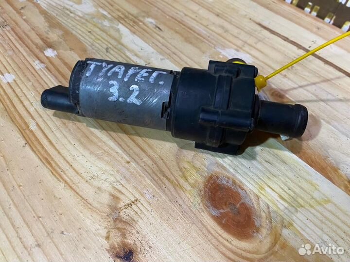 Дополнительный насос системы охлаждения Volkswagen