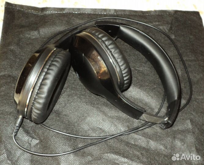 Накладные наушники Hiper HTW-OV1