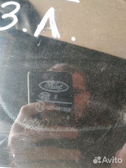 Стекло кузовное глухое заднее левое Ford Focus 2