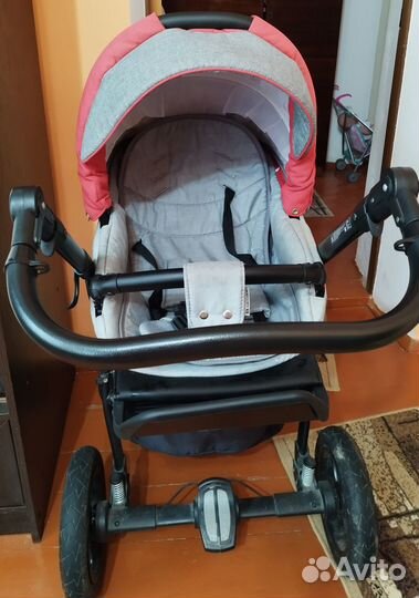 Продам детскую коляску
